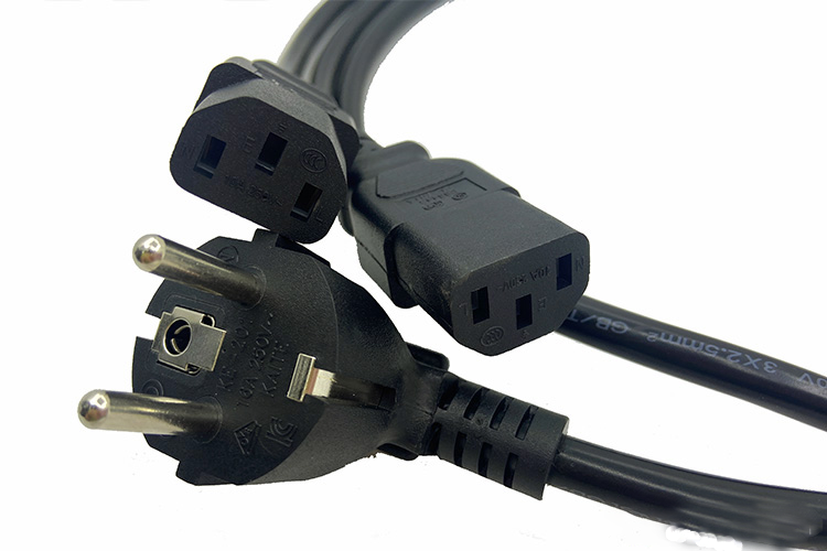 C13 16A to dual 10A Power Cable